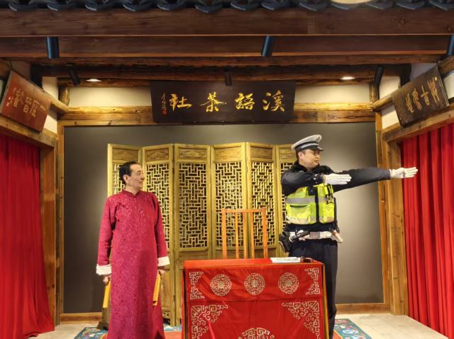 点击新窗口打开